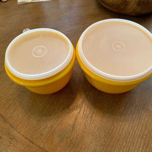 Pristine condition Tupperware yellow 2 piece set.  Lids. Never microwaved in - Picture 2 of 6